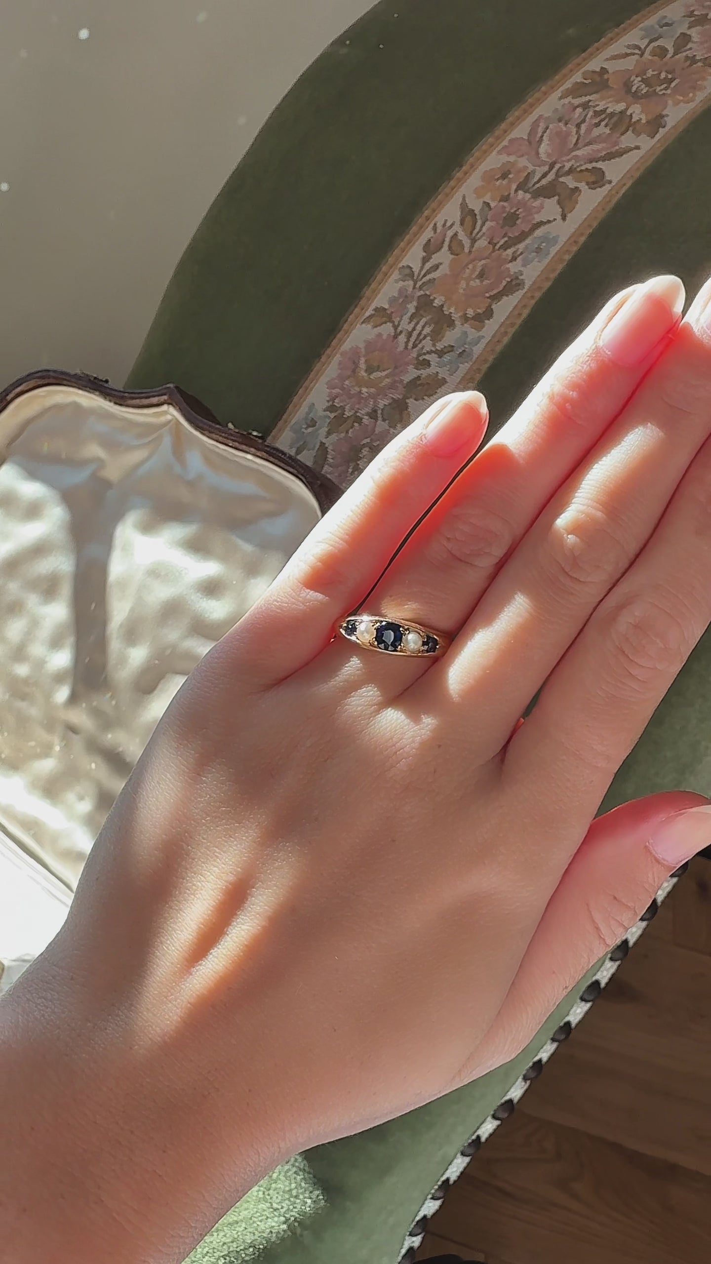  videos and images of vintage Rings-diamond Rings