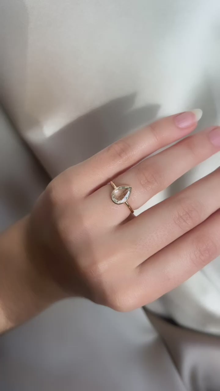 Pear cut diamond Uncategorized