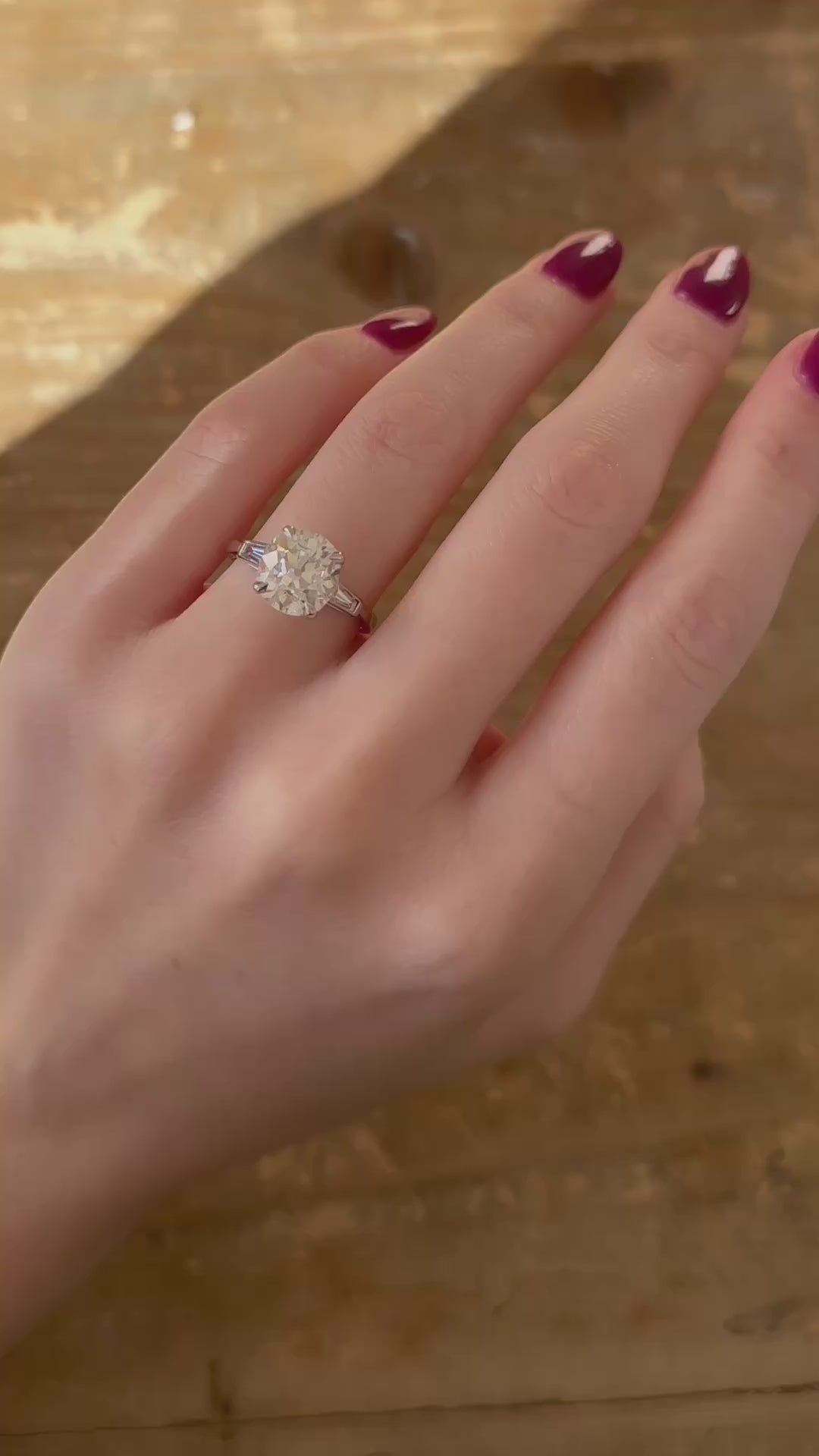 j-k-l color, si-i clarity diamond in platinum setting