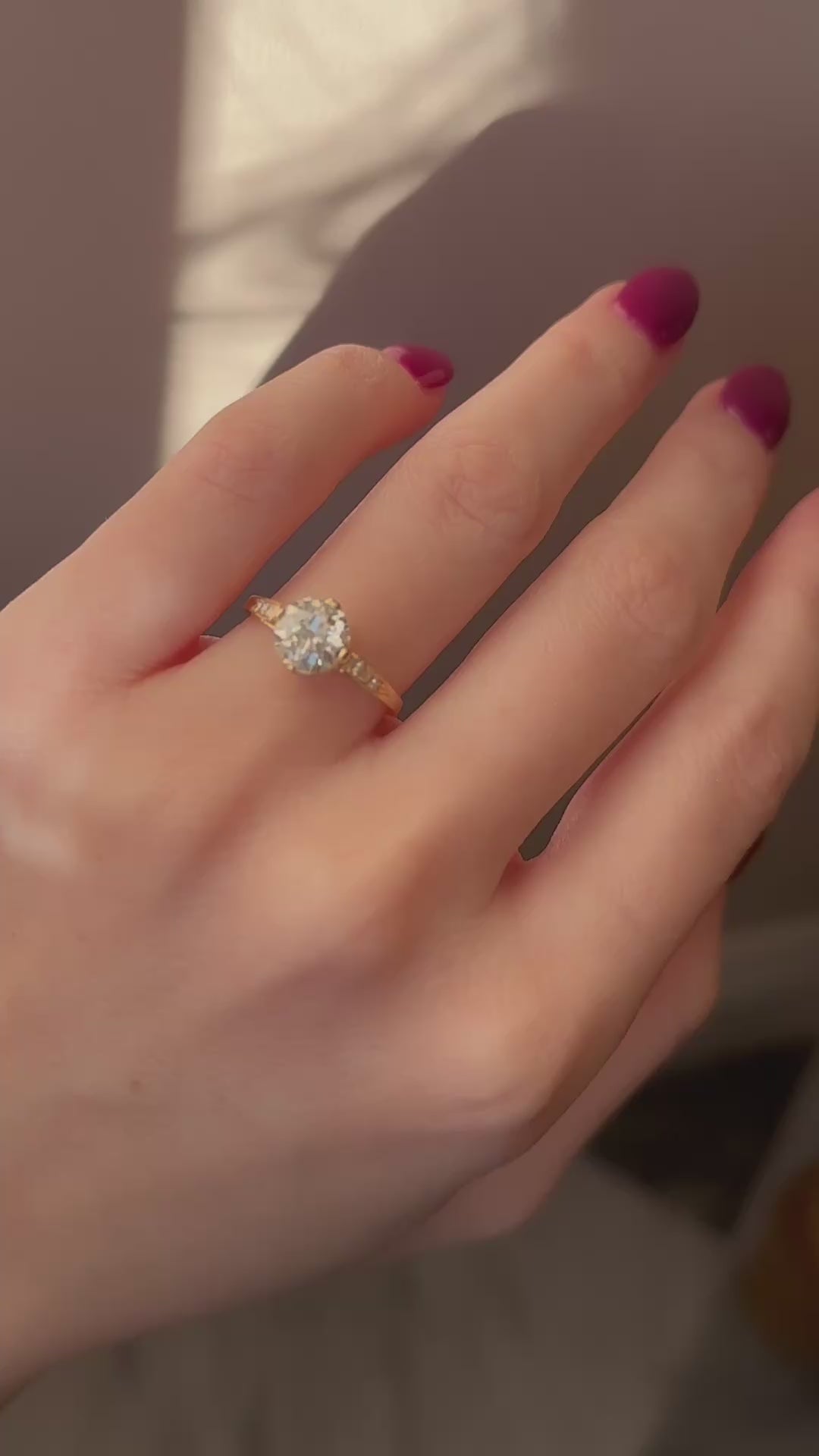 m-z color, vs clarity diamond in yellow gold setting