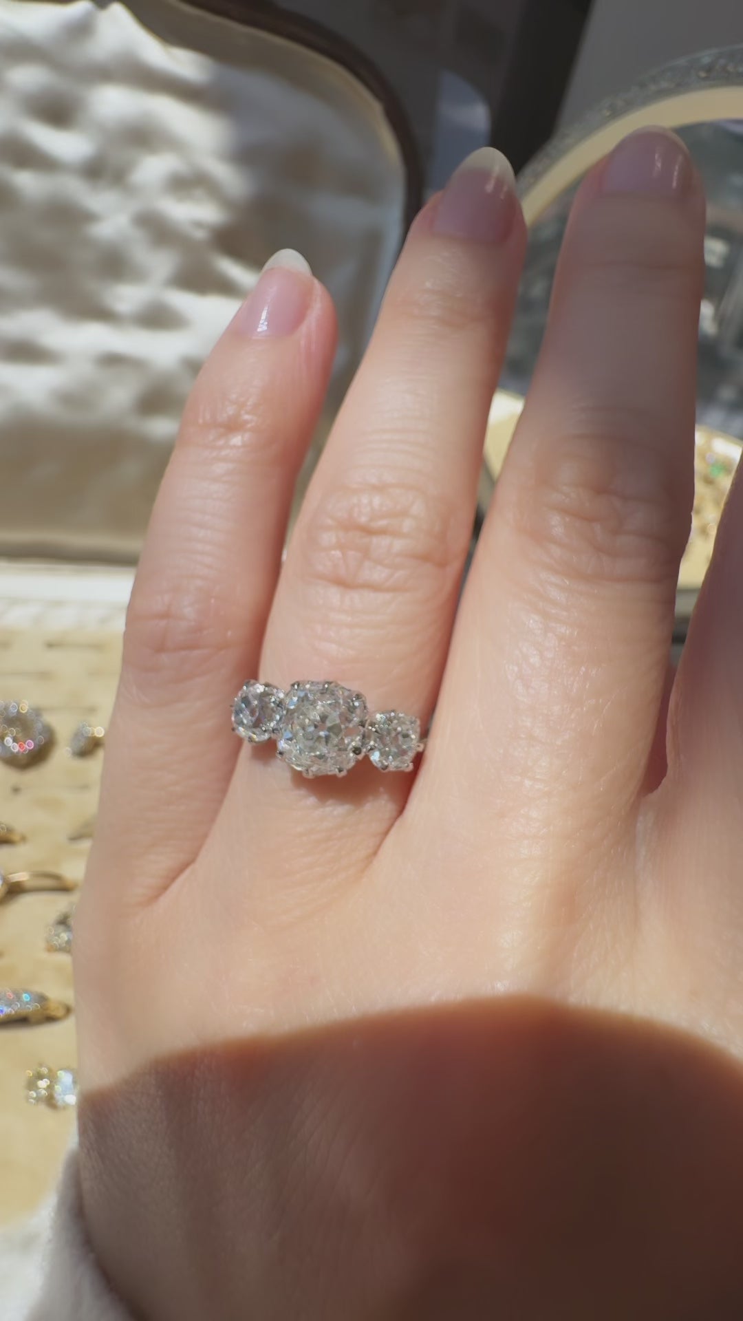 g-h-i color, si-i clarity diamond in platinum setting