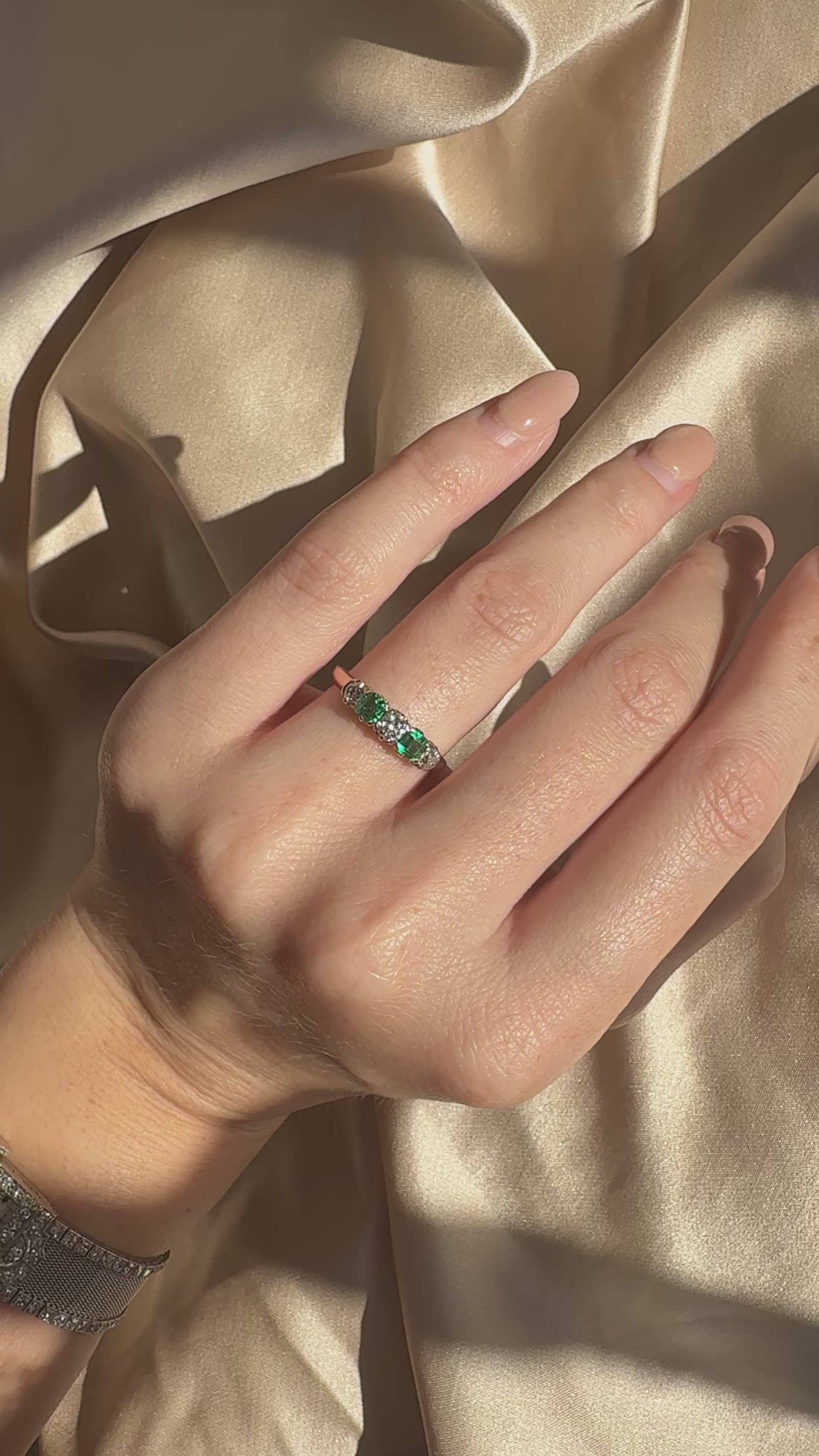 g-h-i color, vs clarity diamond in rose gold setting