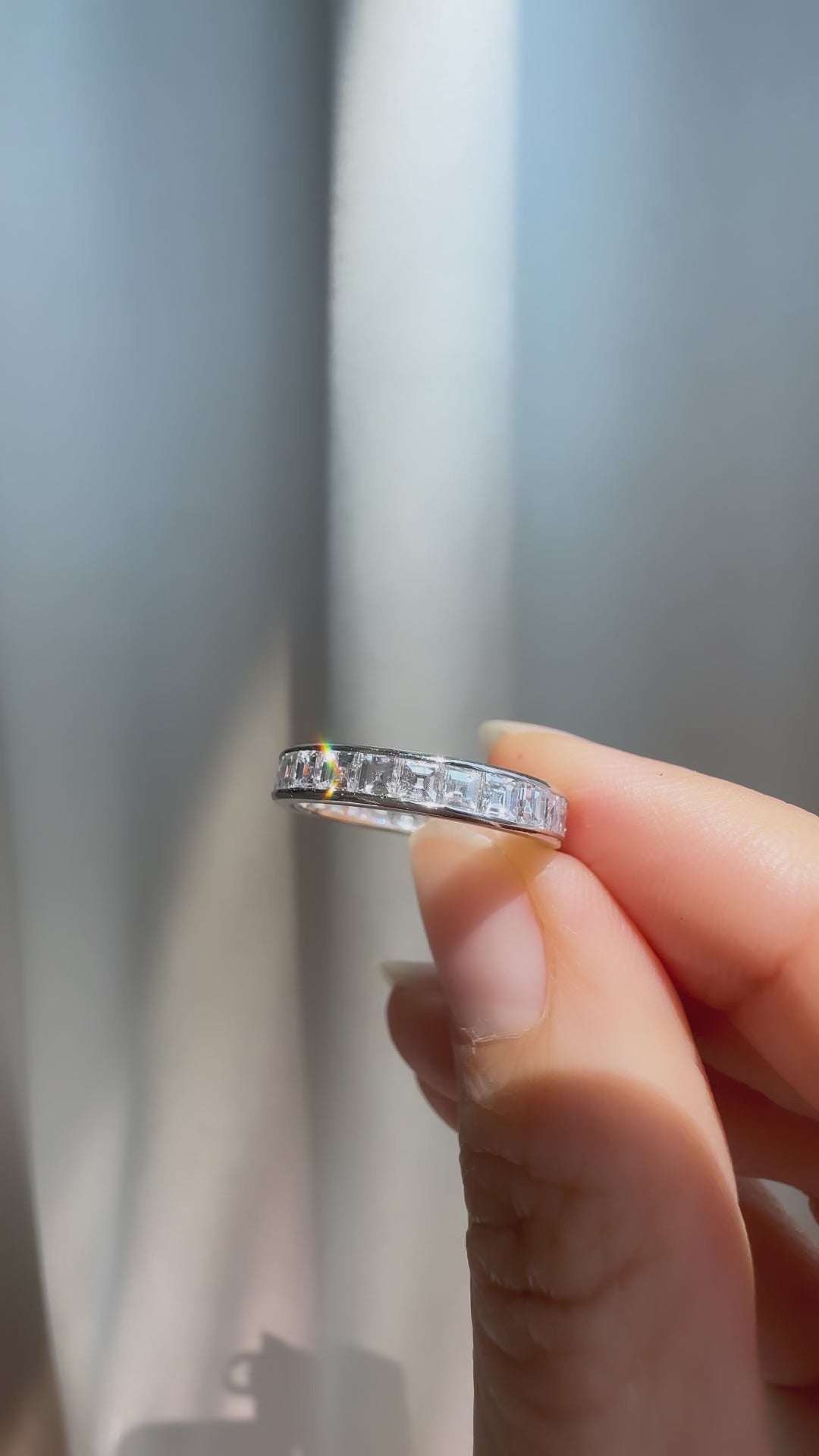 d-e-f color, vs clarity in platinum setting