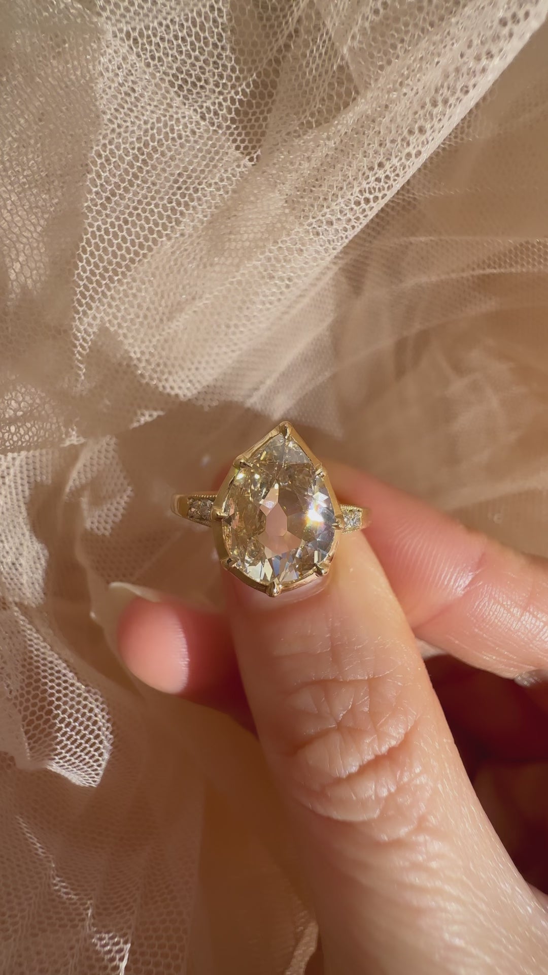 Pear cut diamond 