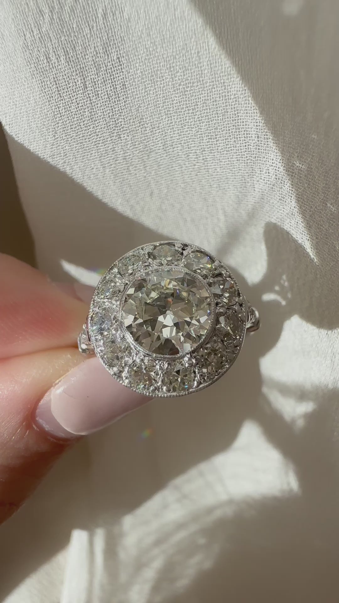 g-h-i color, vs clarity diamond in platinum setting