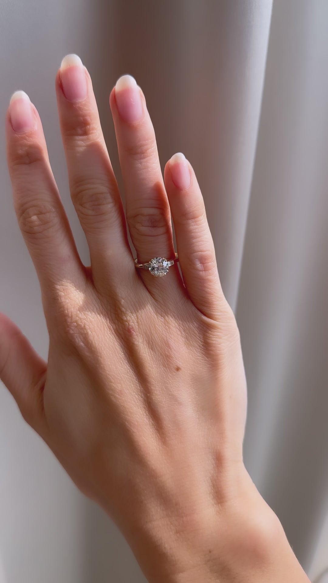 j-k-l color, vs clarity diamond in yellow gold setting