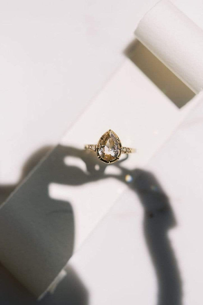 0.91ct pear cut diamond Ring
