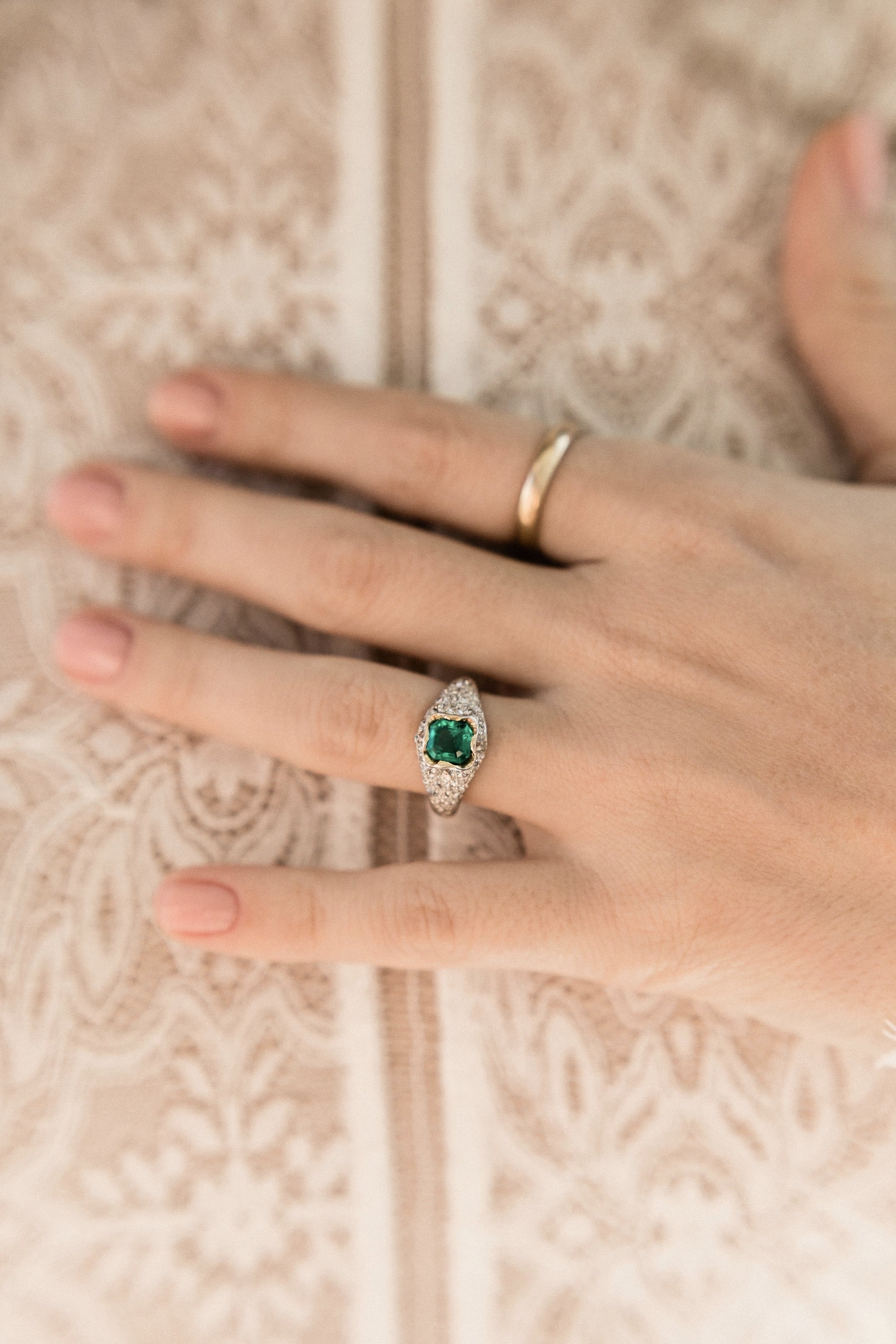 1.00ct Colombian Emerald 1 Carat Emerald Engagement Ring With Diamond Cluster
