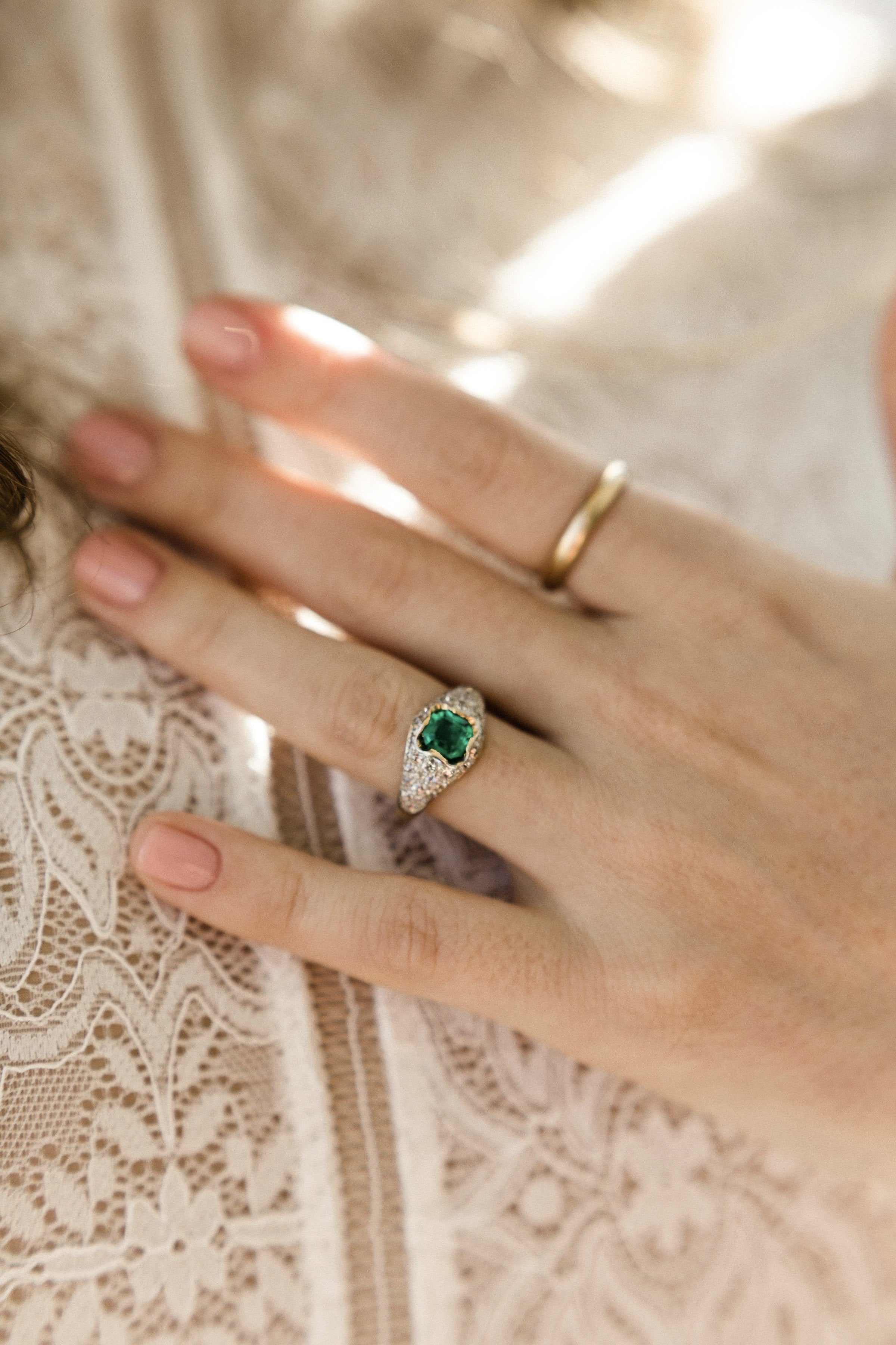 1.00ct Colombian Emerald 1 Carat Emerald Engagement Ring With Diamond Cluster