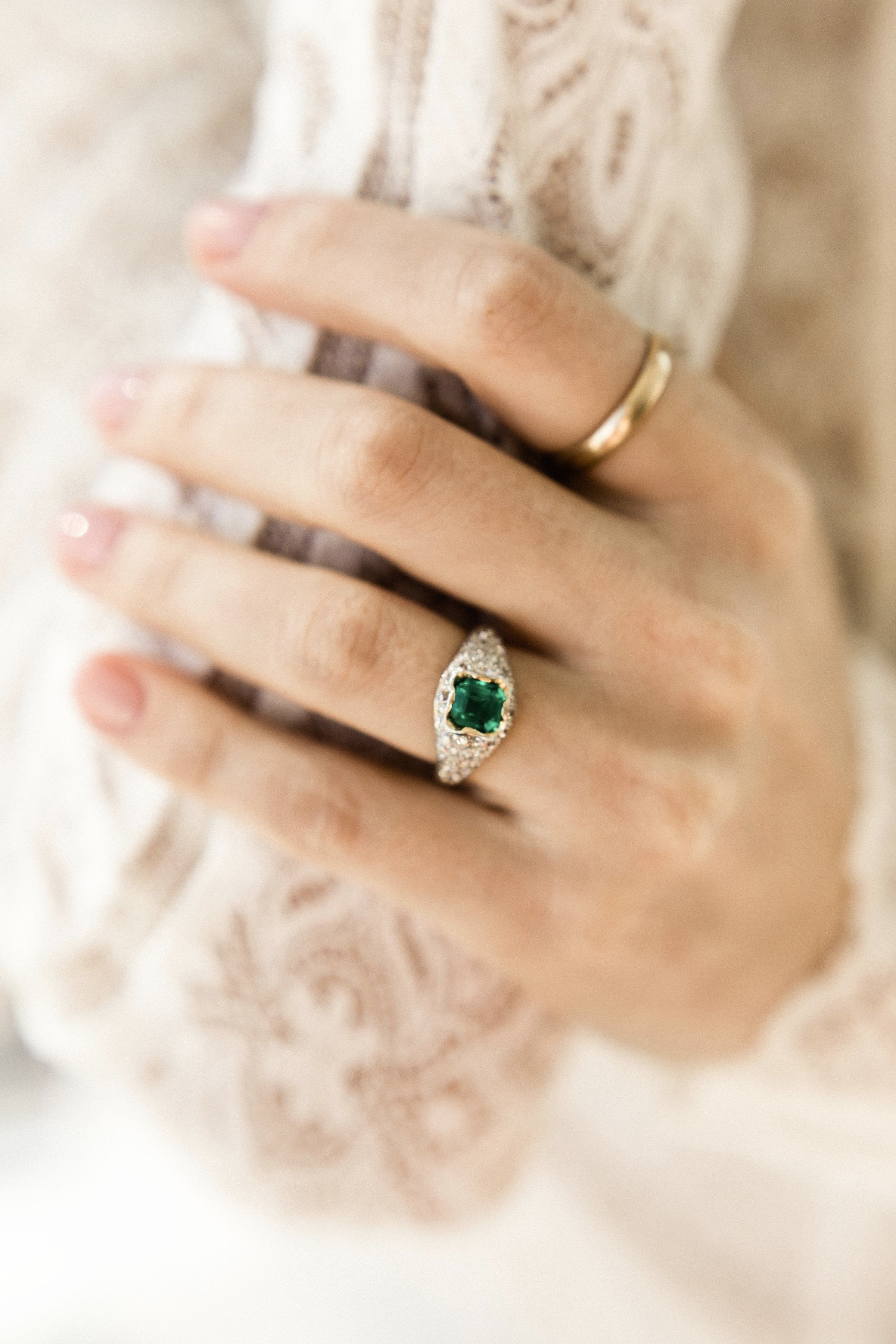 1.00ct Colombian Emerald 1 Carat Emerald Engagement Ring With Diamond Cluster