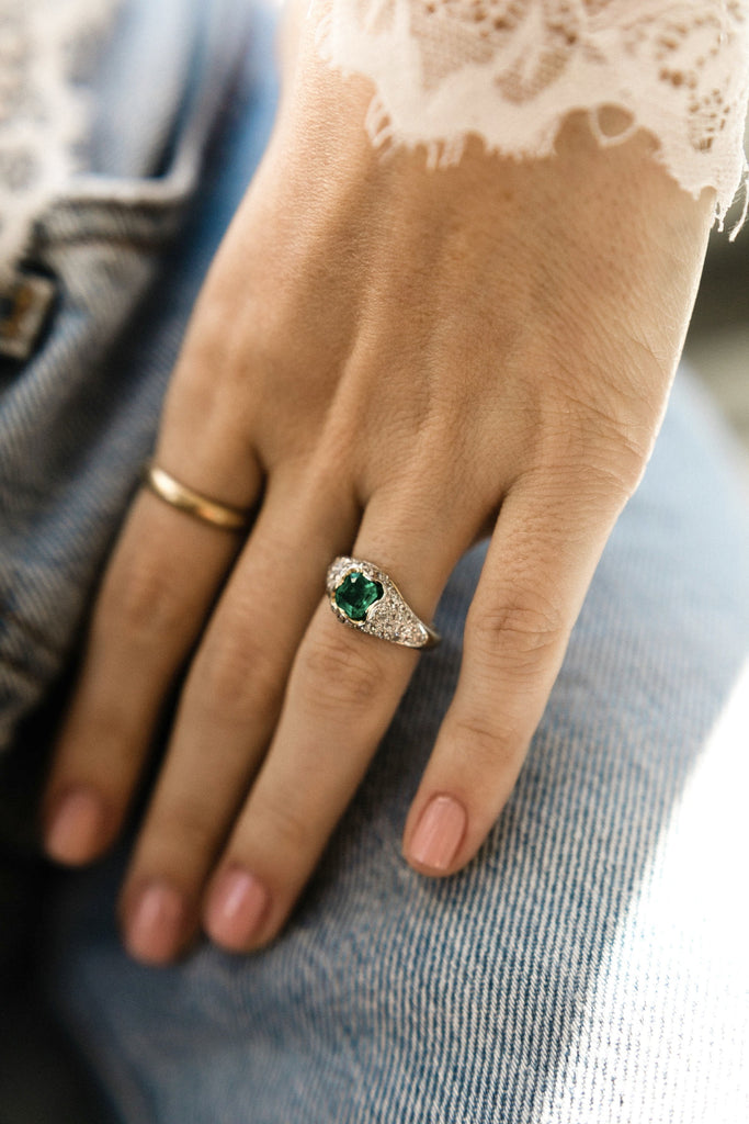 1.00ct Colombian Emerald 1 Carat Emerald Engagement Ring With Diamond Cluster