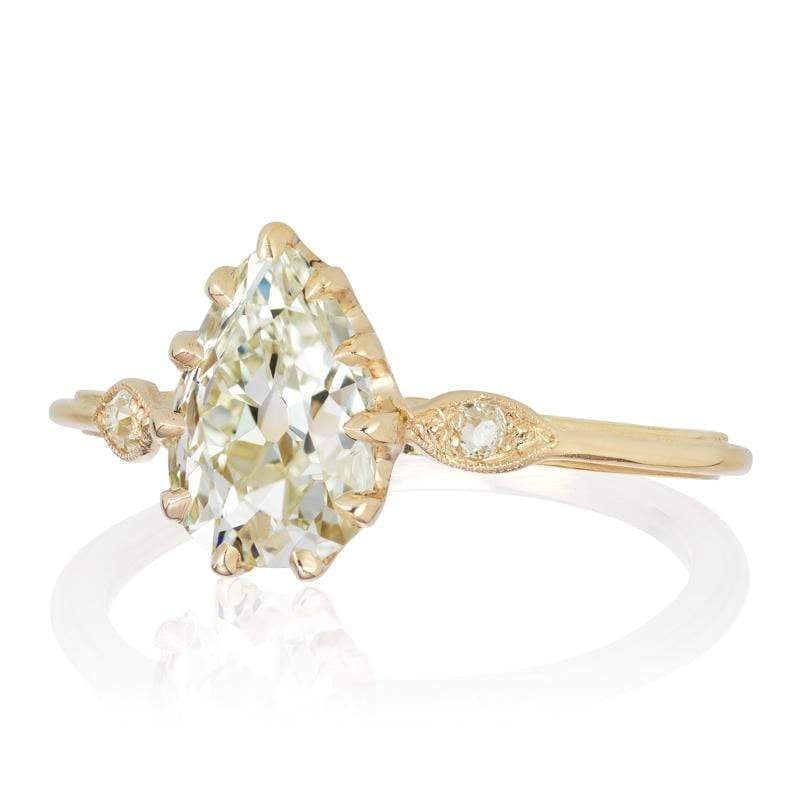 1.37ct Pear cut diamond Ring