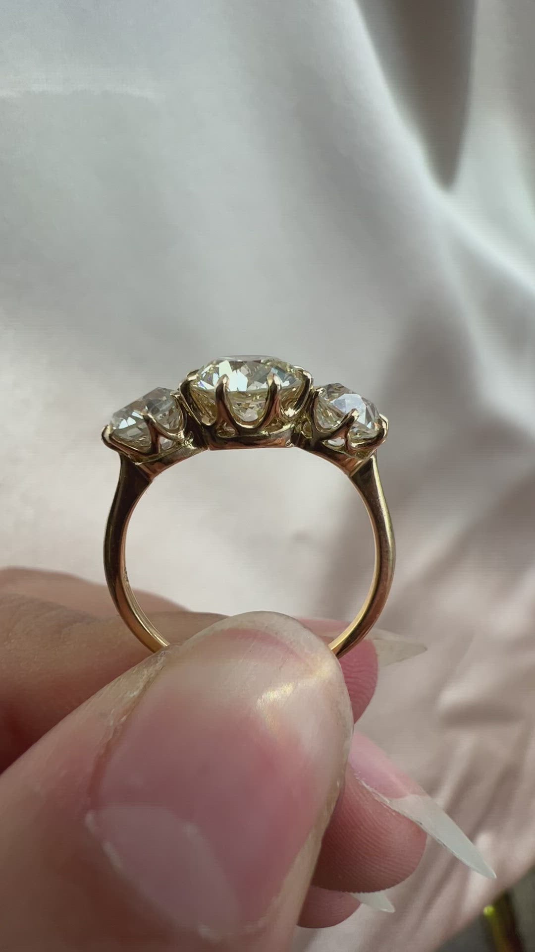 Transitional cut diamond 