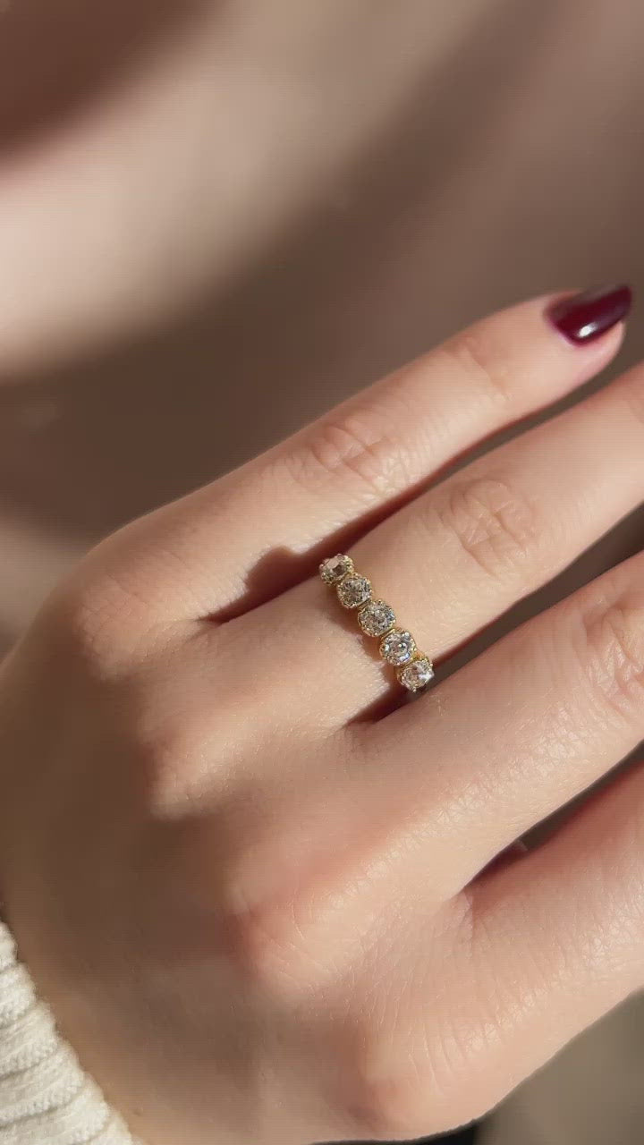 1-2 Carats vintage engagement ring