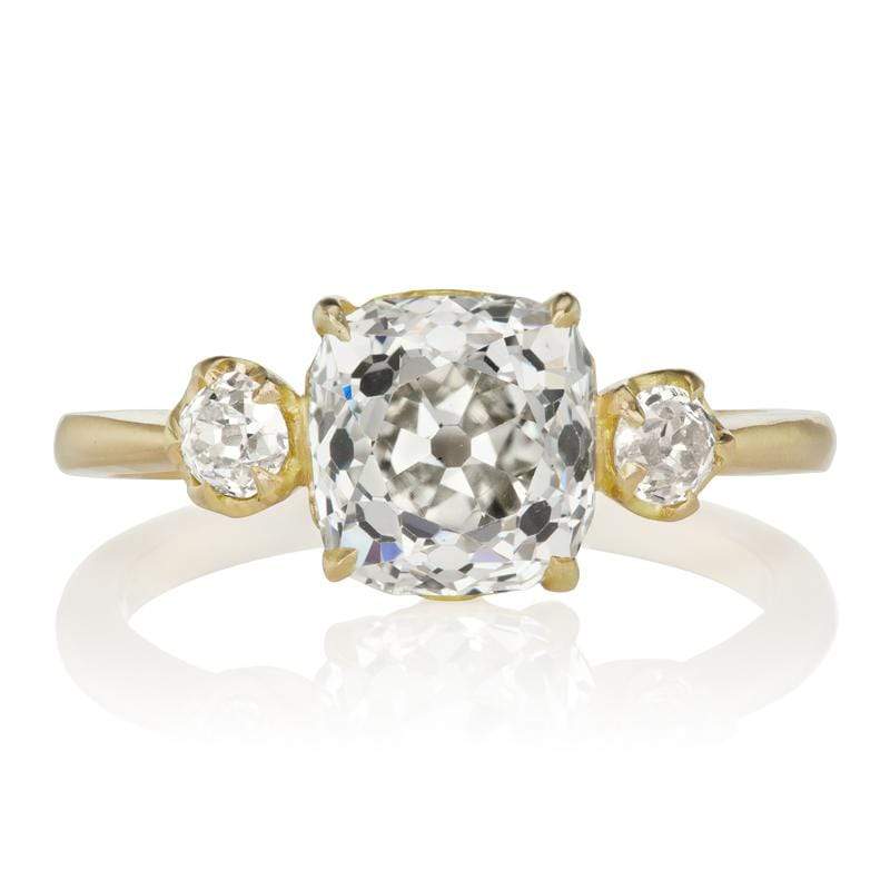 Vintage-Inspired Yellow Gold 3 Stone Ring