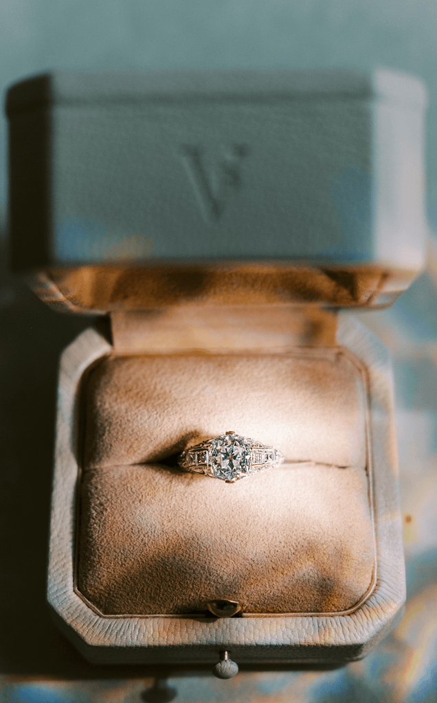 Vintage Art Deco Diamond Filigree Engagement Ring
