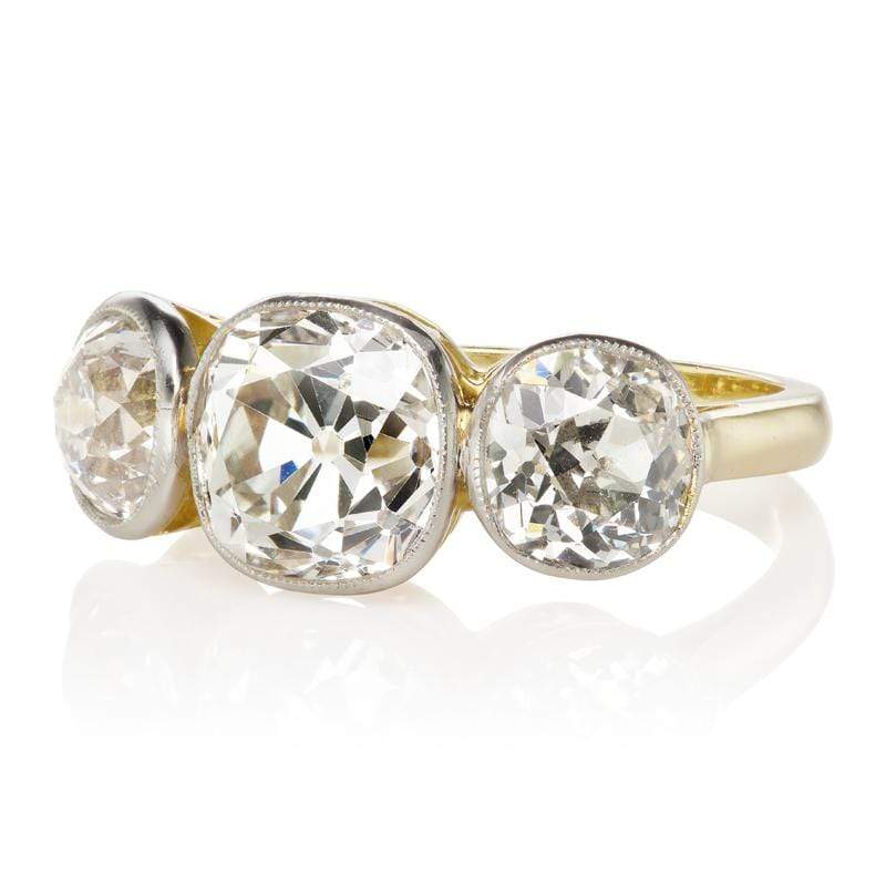 2.86 carat Cushion Diamond