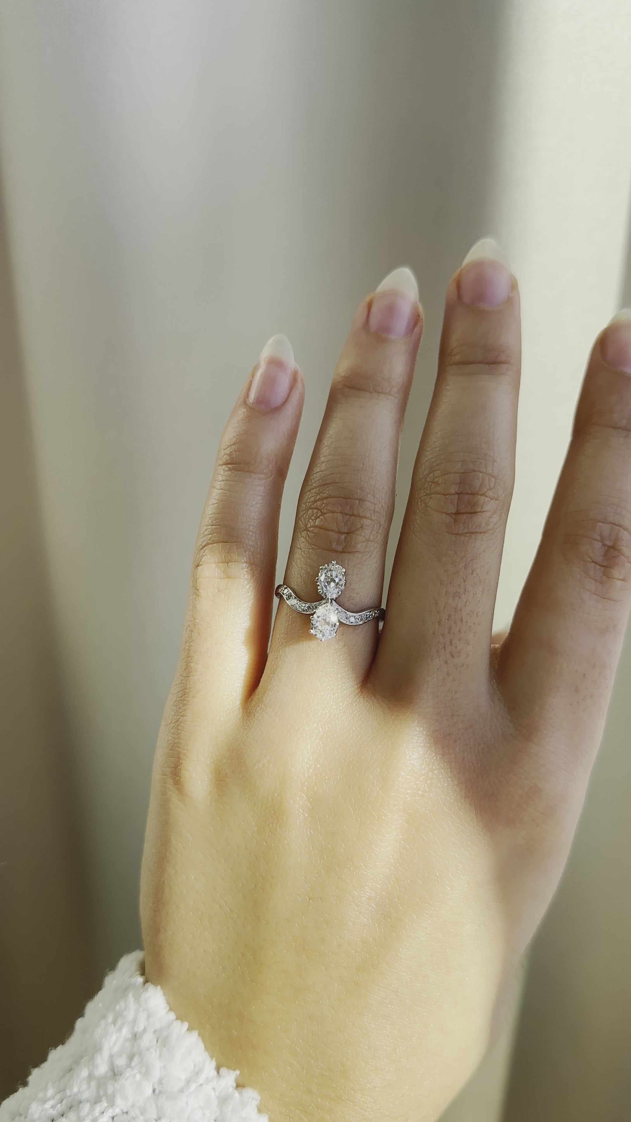 g-h-i color, diamond in platinum setting