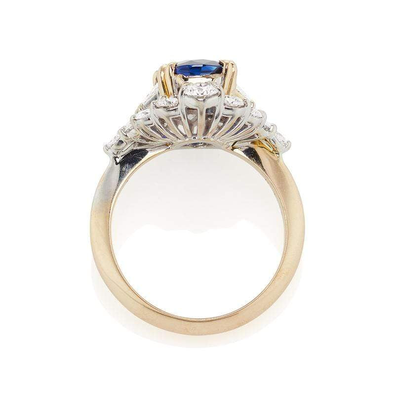 3.46ct Heated Oval-cut Sapphire Ring