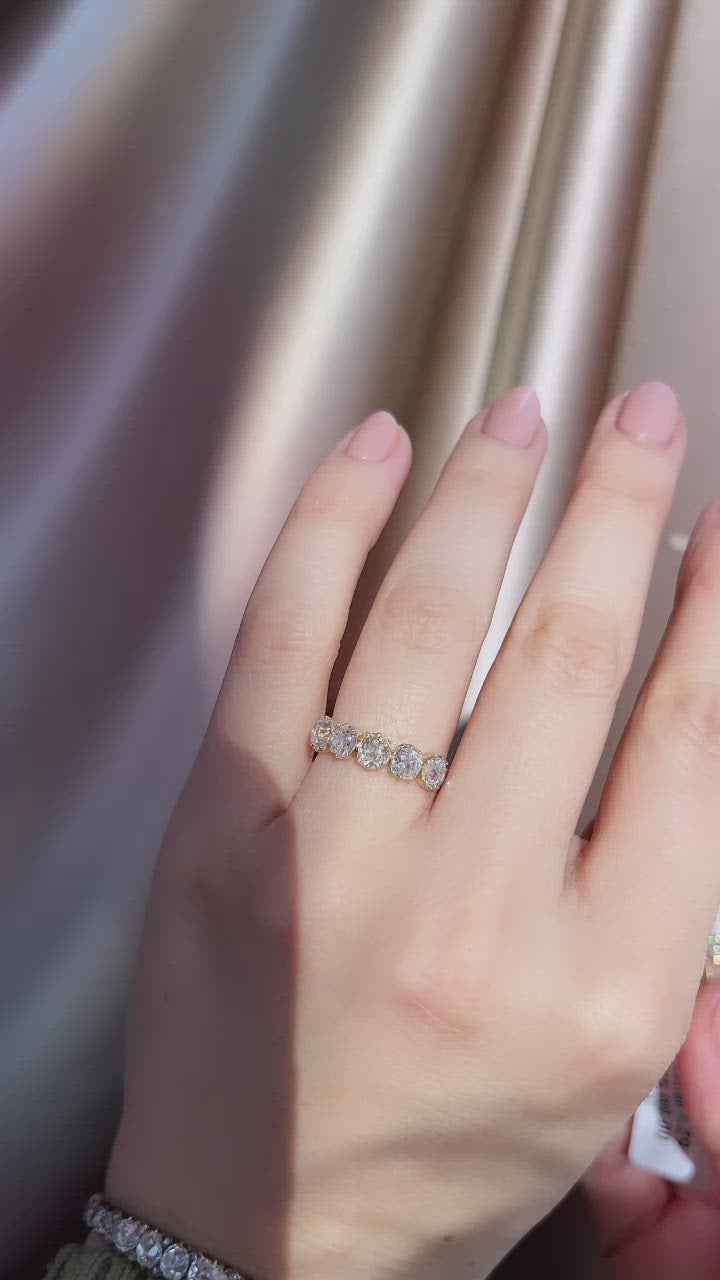 1-2 Carats vintage engagement ring