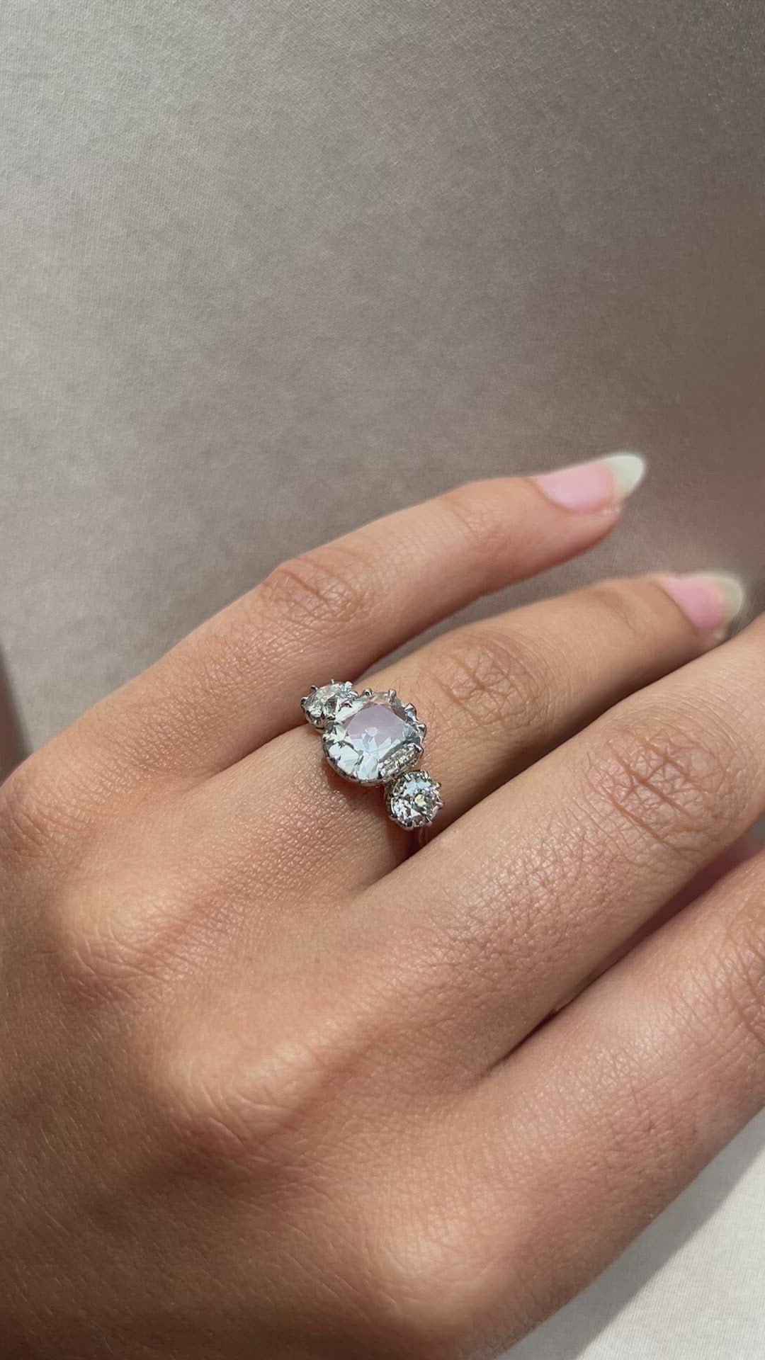 j-k-l color, vs clarity diamond in two-tone setting