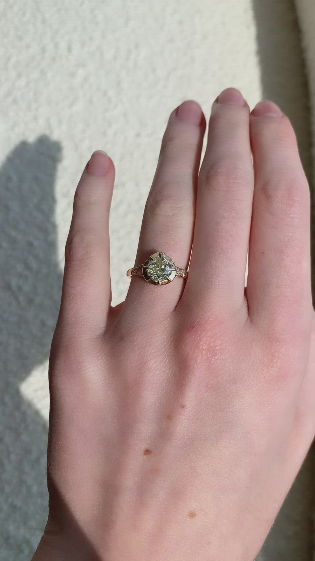 m-z color, si-i clarity diamond uncategorized in yellow gold setting