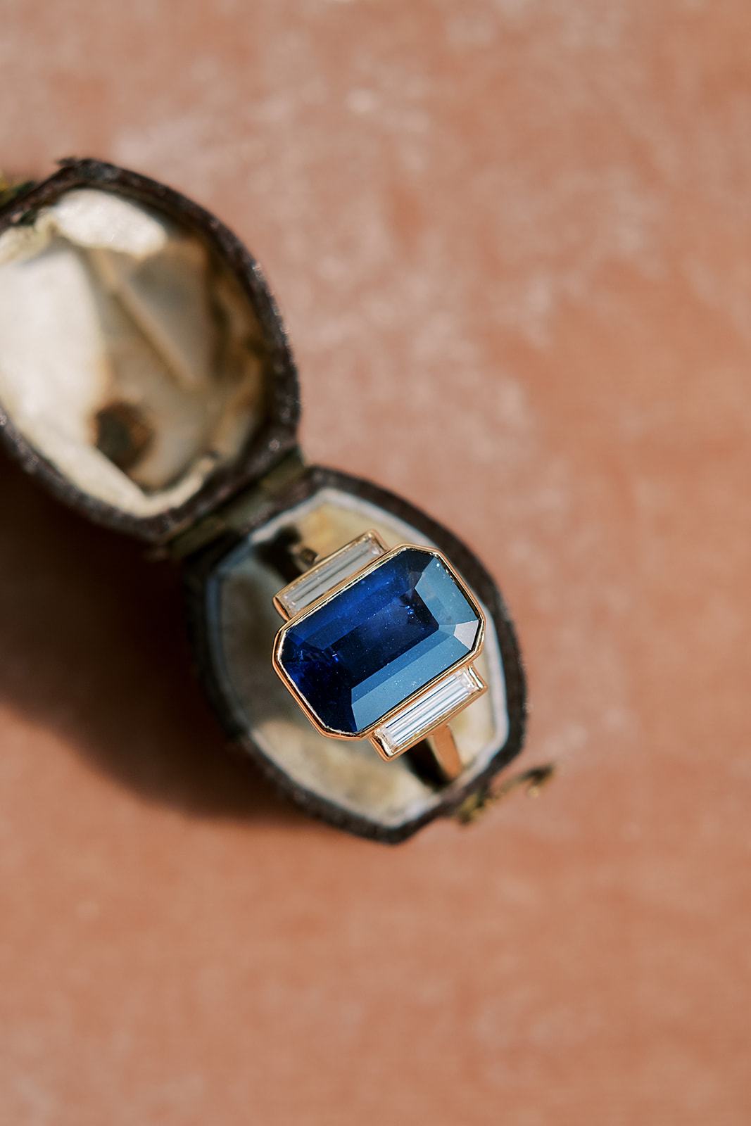 4.07ct Sapphire Ring