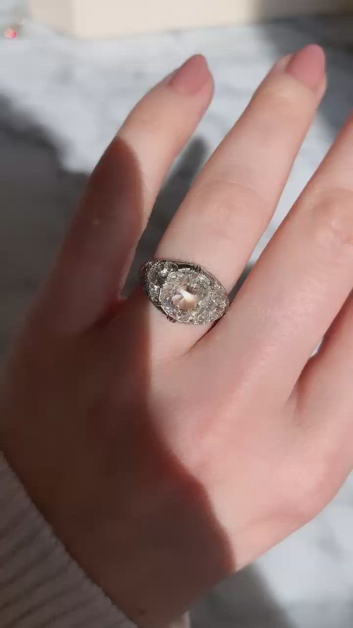 j-k-l color, vs clarity in two-tone setting