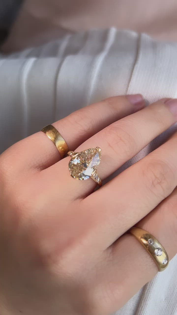  videos and images of vintage -Pear cut diamond 