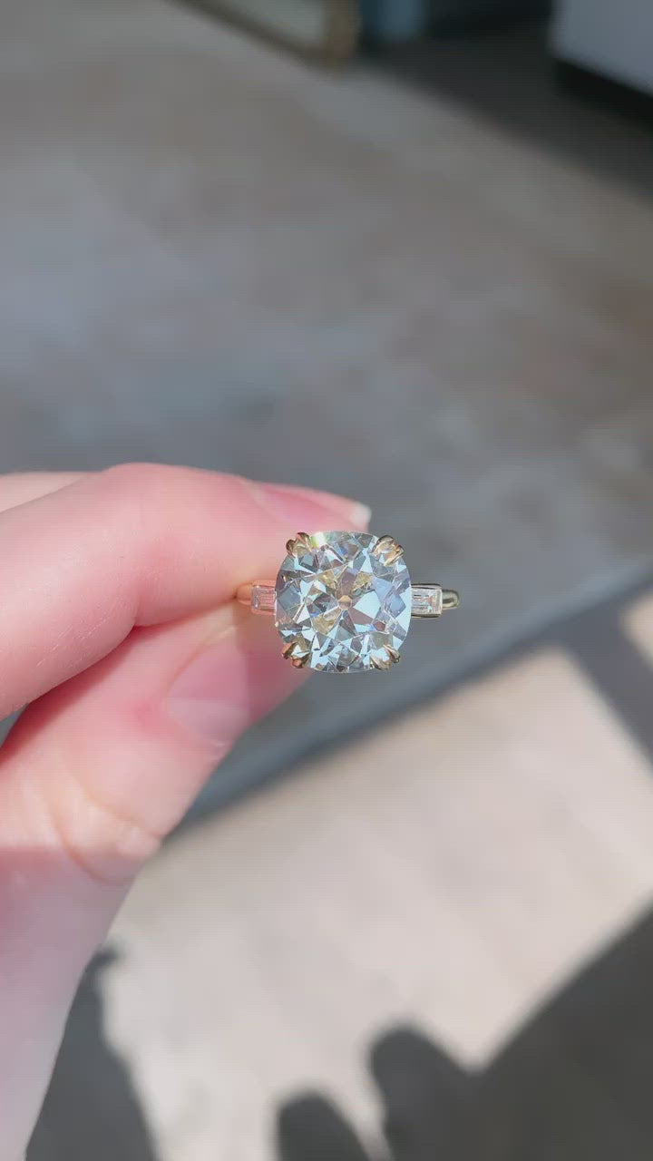 j-k-l color, vs clarity diamond in yellow gold setting