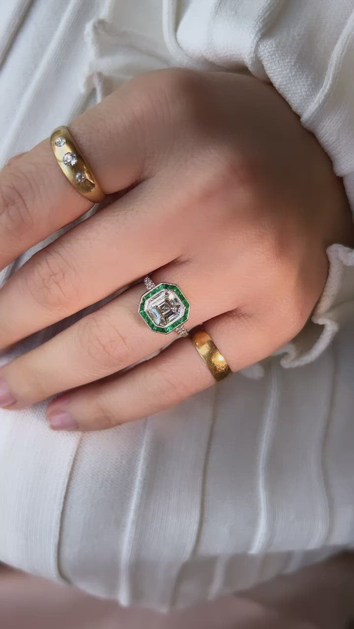  videos and images of vintage Uncategorized-Step  cut diamond Uncategorized