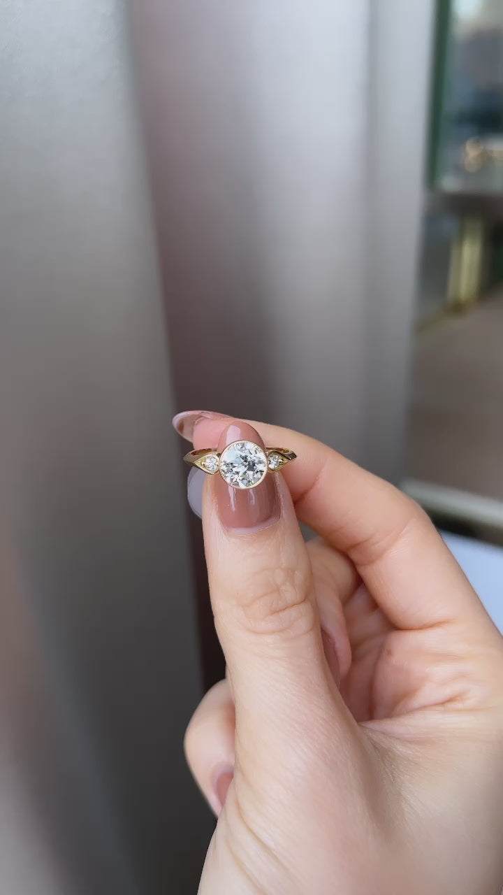 Old European cut diamond 