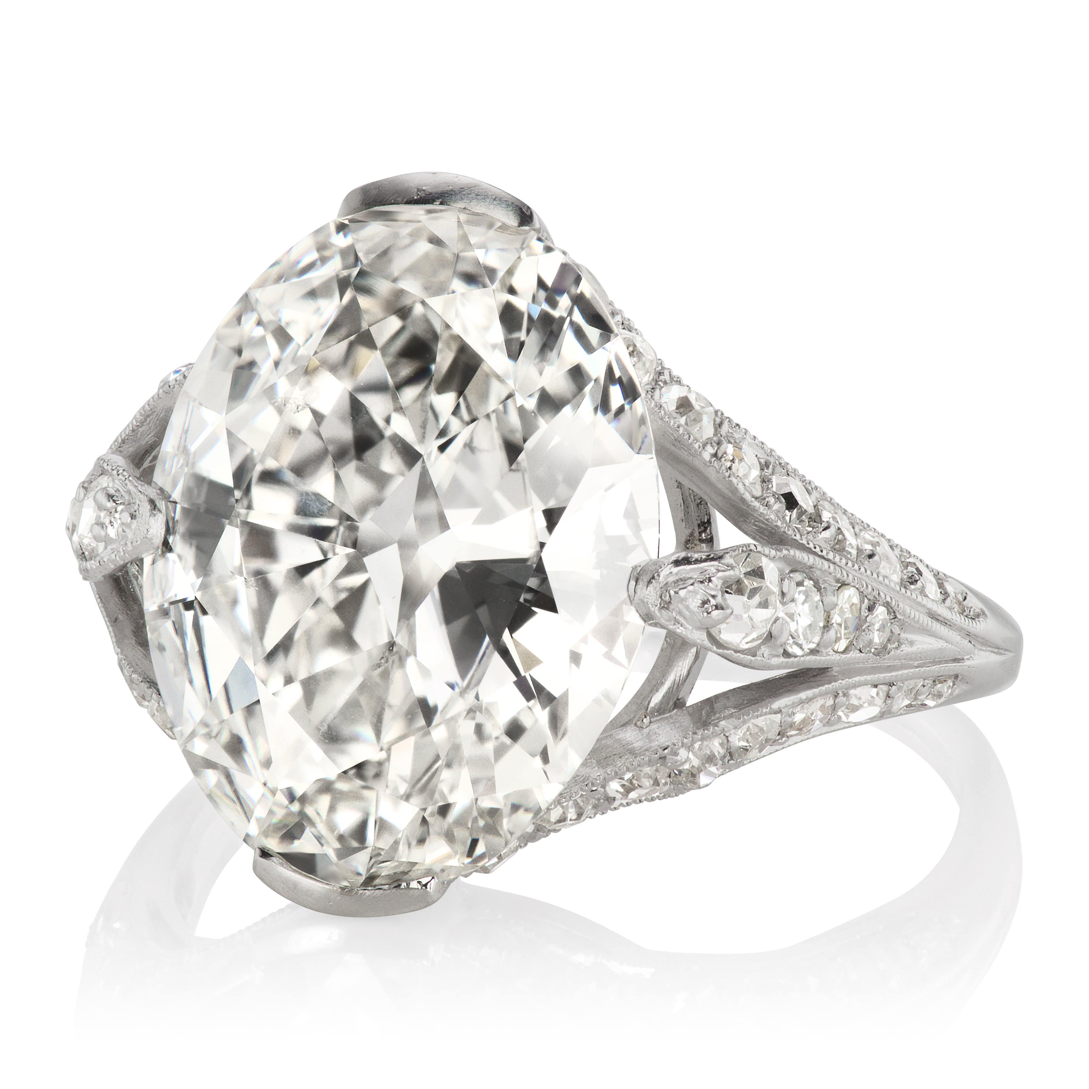 5.02ct Oval cut diamond Ring