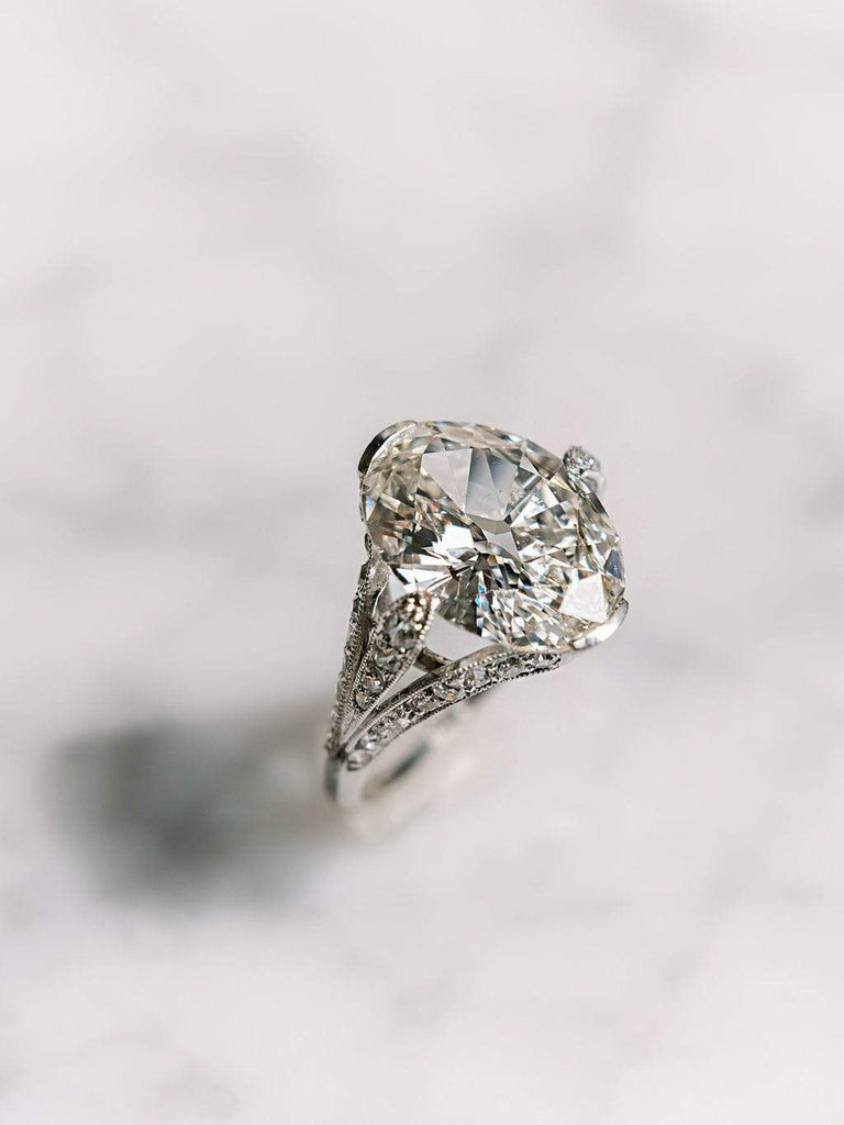 5.18ct Oval cut diamond Ring