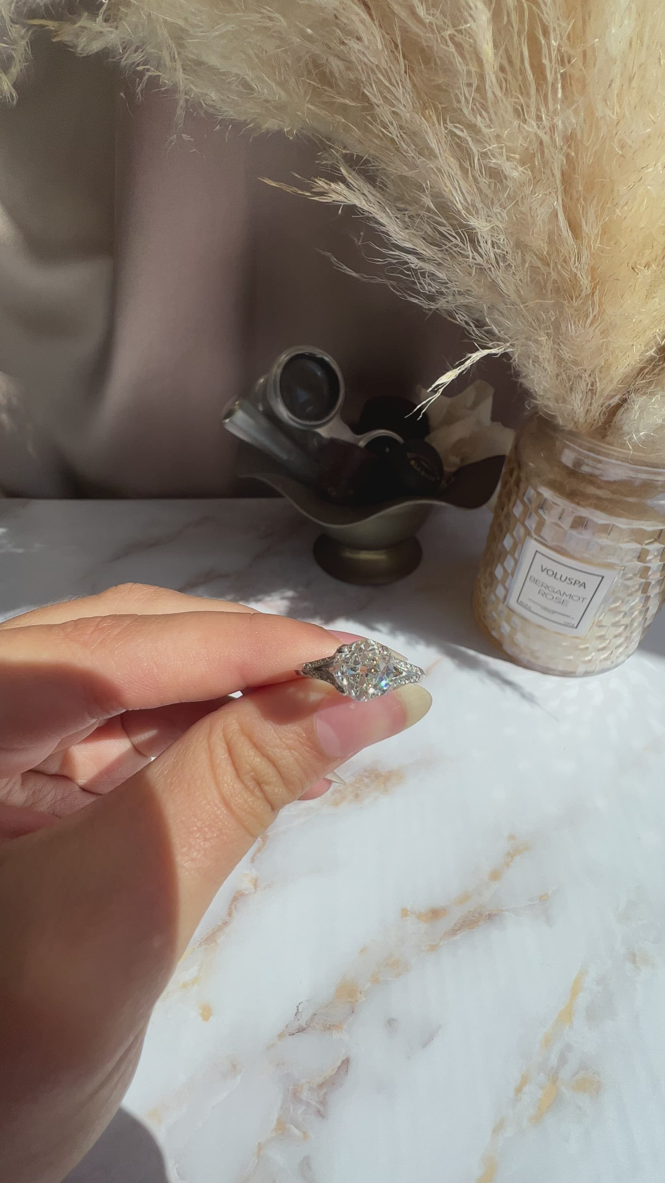 j-k-l color, si-i clarity diamond in platinum setting