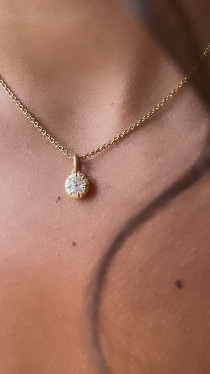 1-2 Carats vintage engagement ring