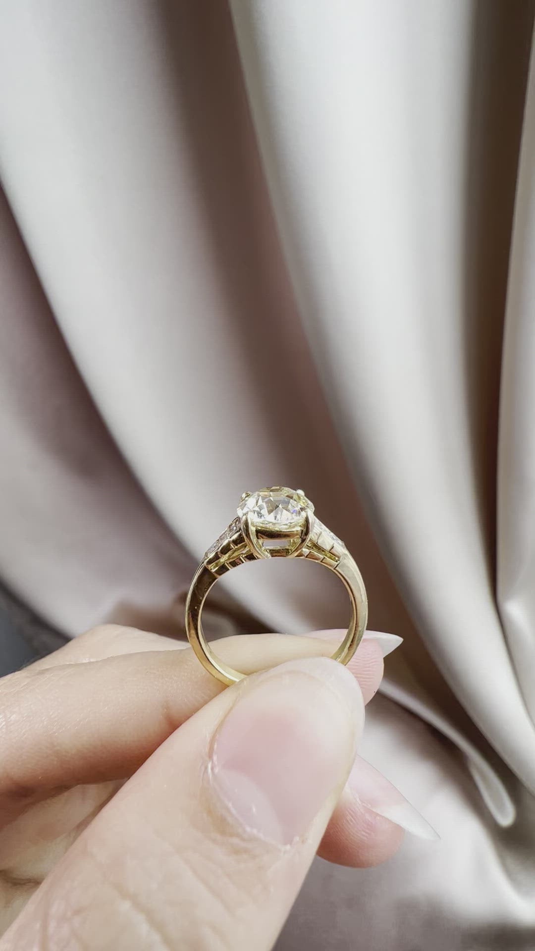 Old Mine cut diamond 