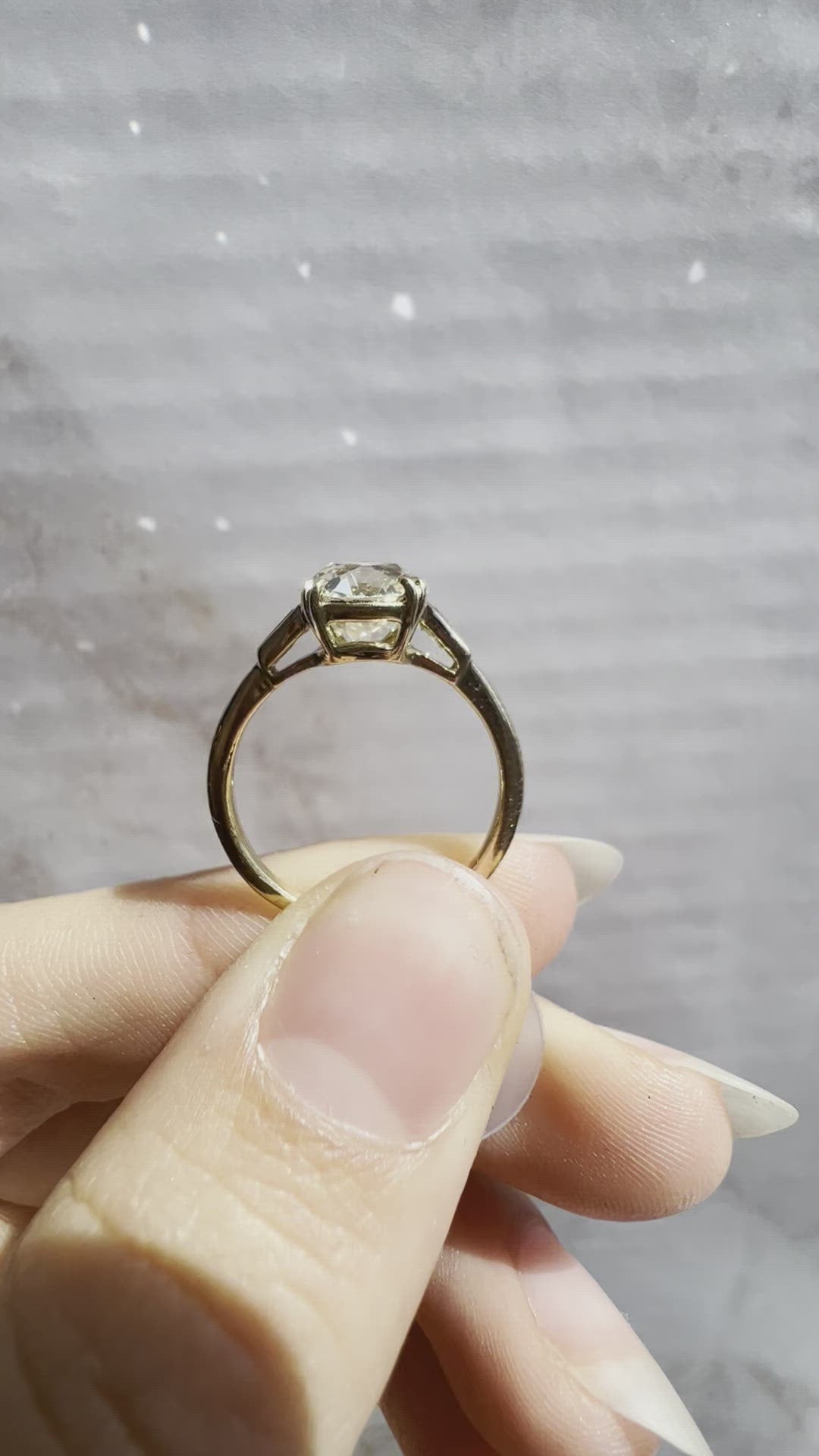 Old Mine cut diamond 