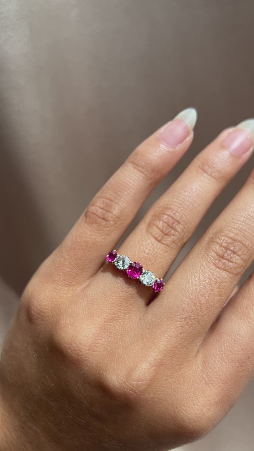 1-2 Carats gemstones  vintage engagement ring