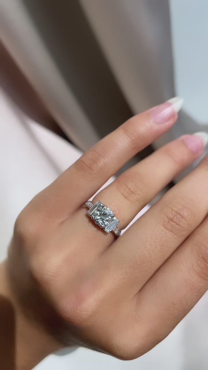 j-k-l color, si-i clarity diamond in platinum setting