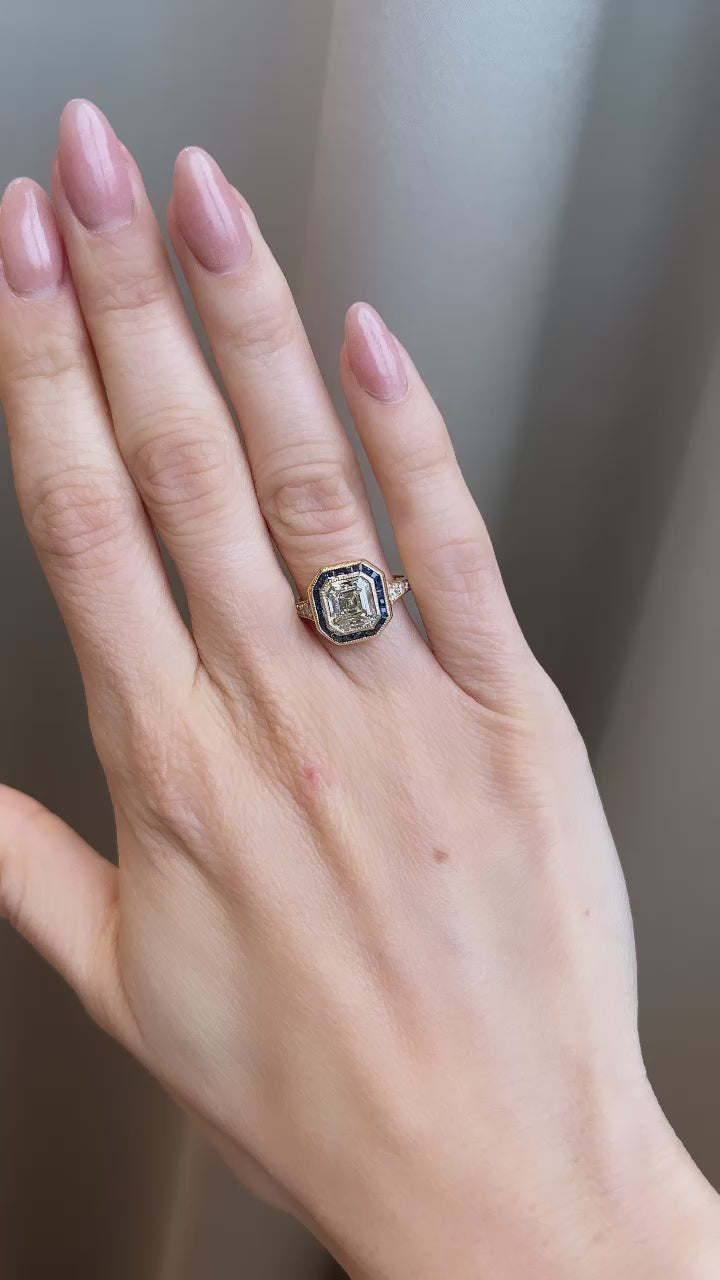 m-z color, si-i clarity diamond in yellow gold setting