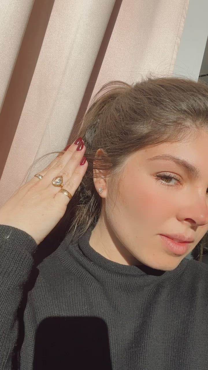 g-h-i color, vs clarity earrings in yellow gold setting