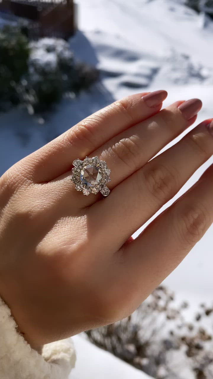 j-k-l color, si-i clarity diamond in two-tone setting