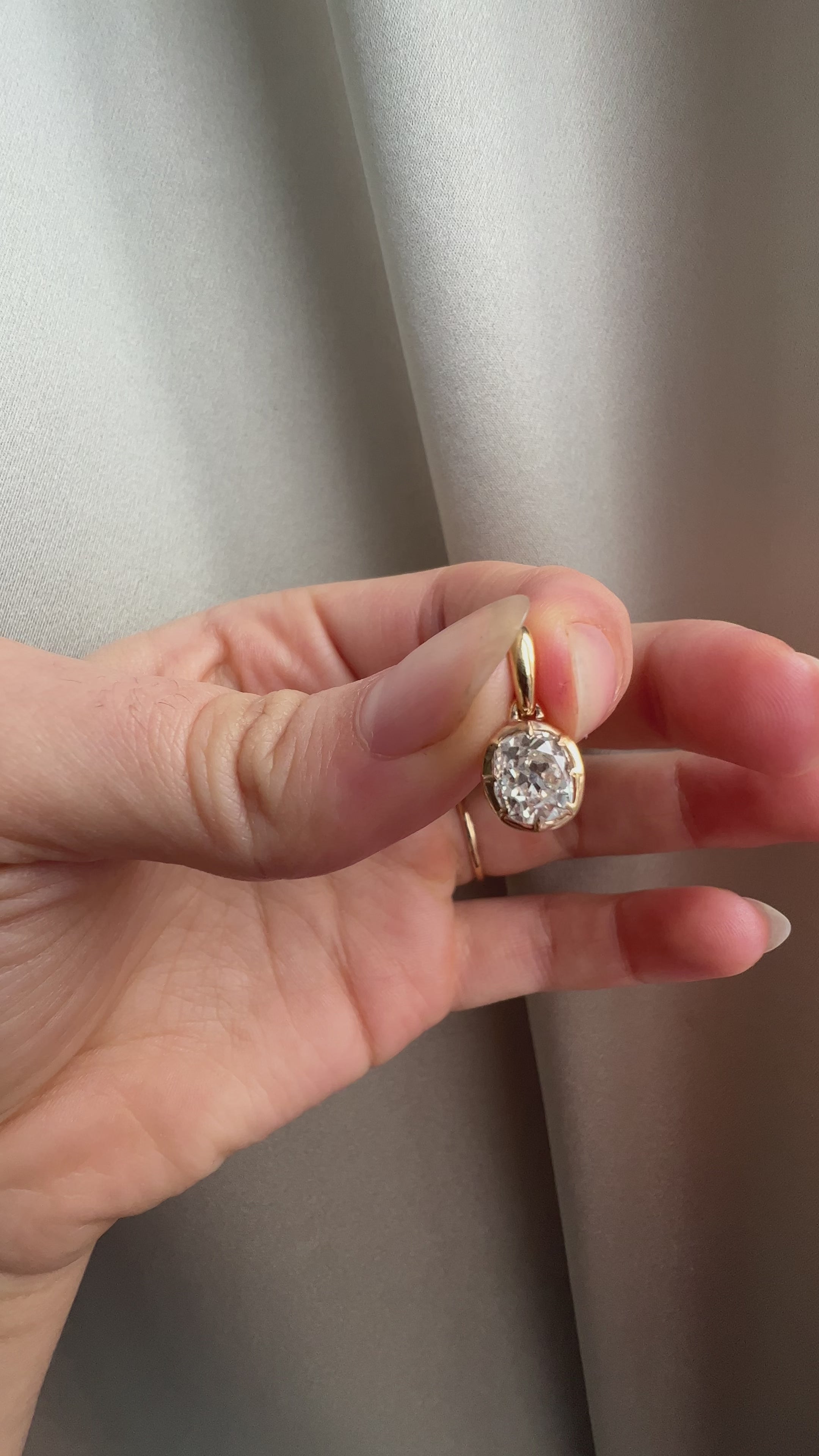 1-2 Carats vintage engagement ring