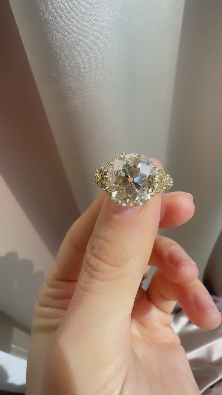Old Mine cut diamond 