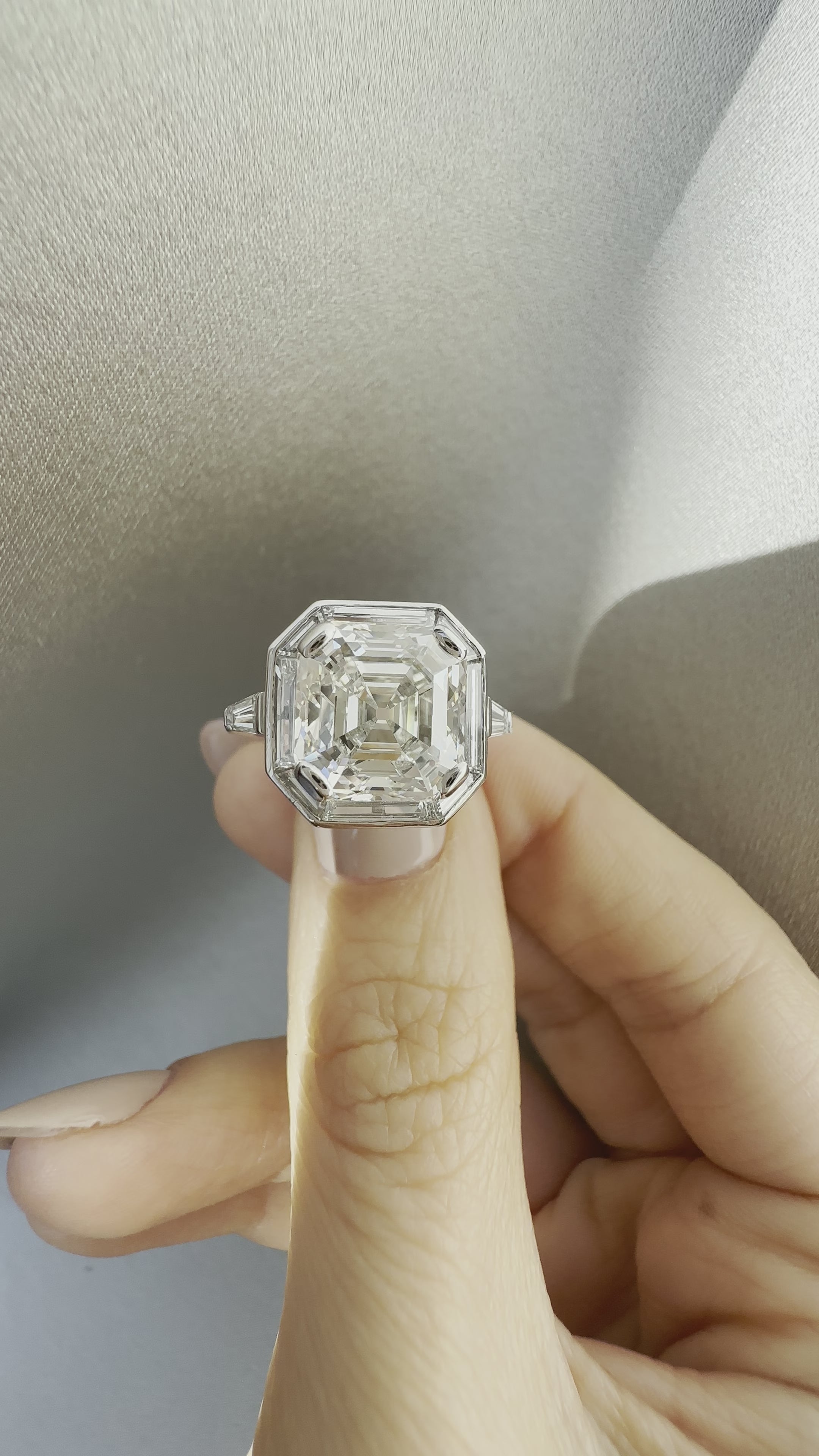 Step  cut diamond 
