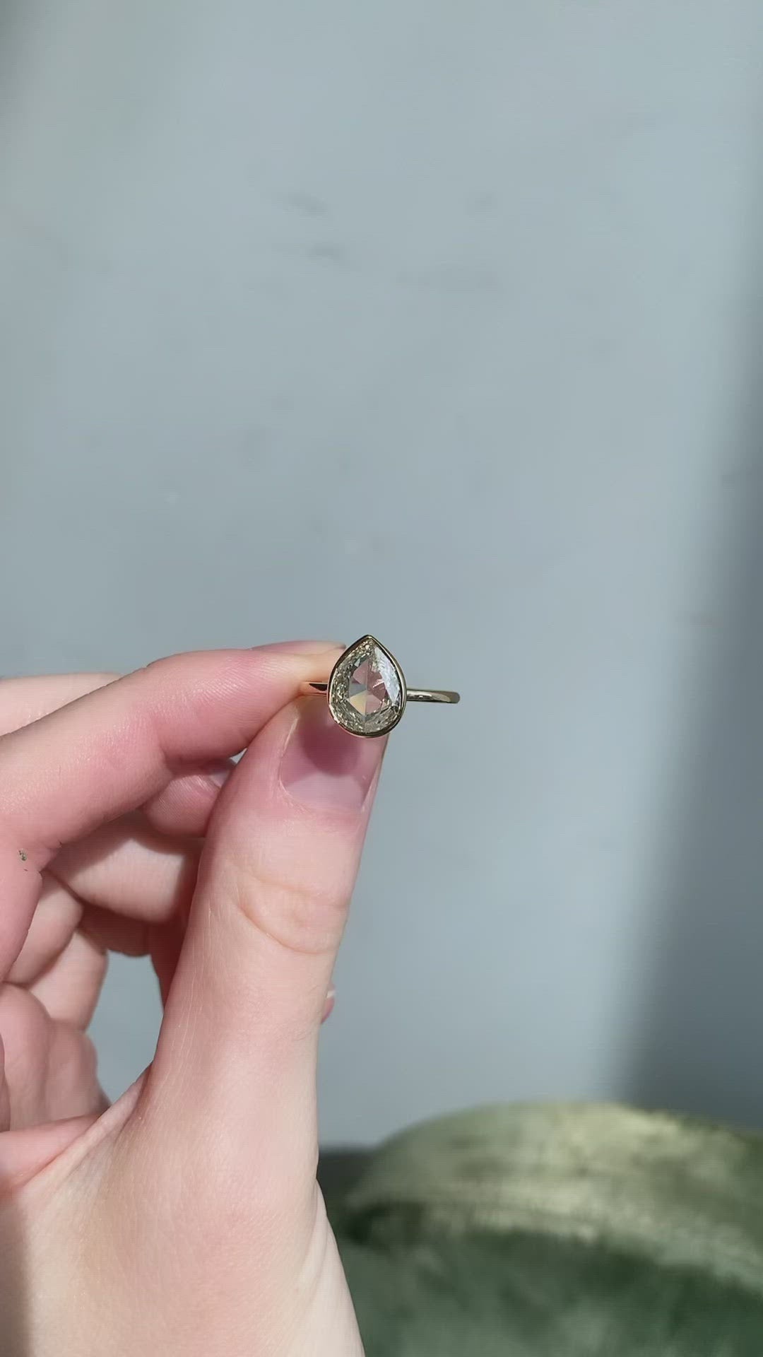  videos and images of vintage -diamond 