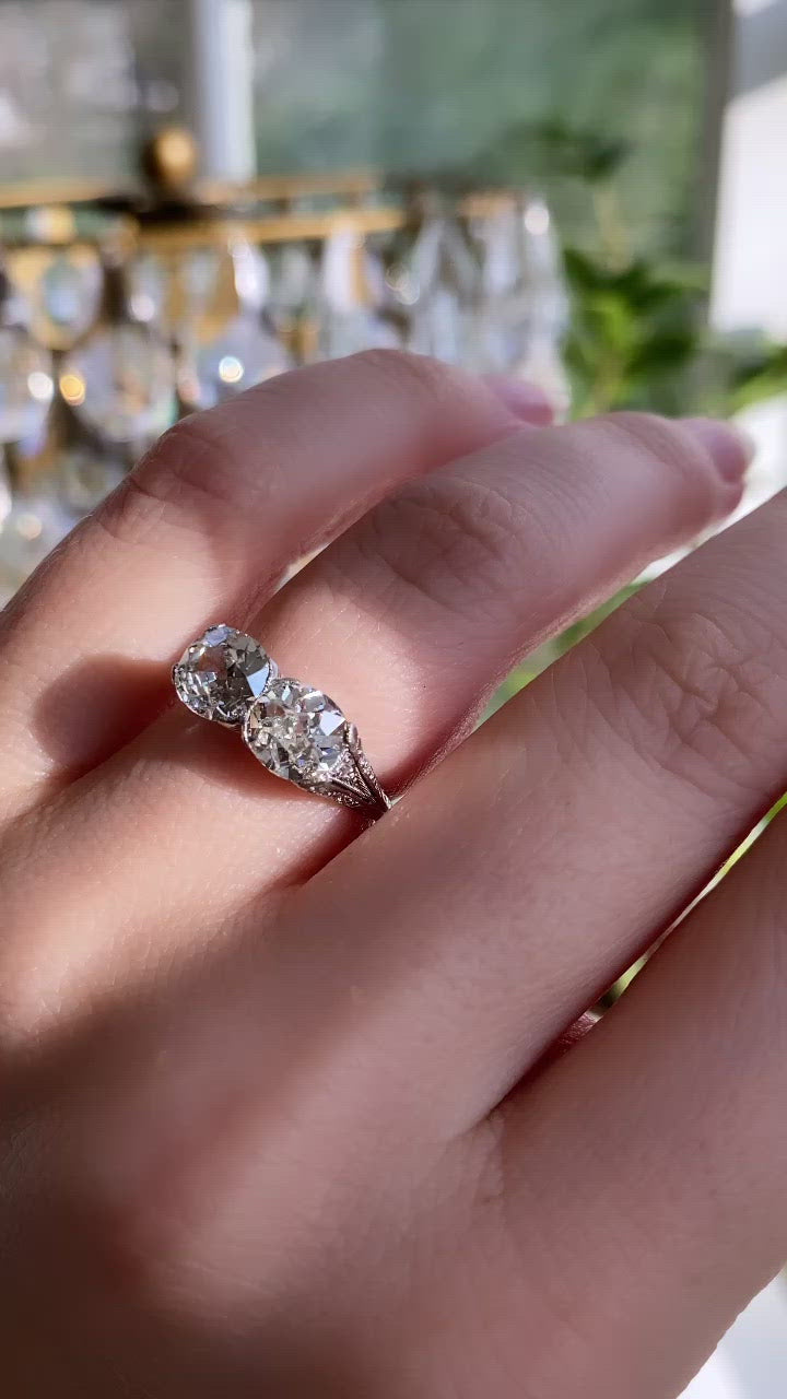 g-h-i color, vs clarity diamond in platinum setting