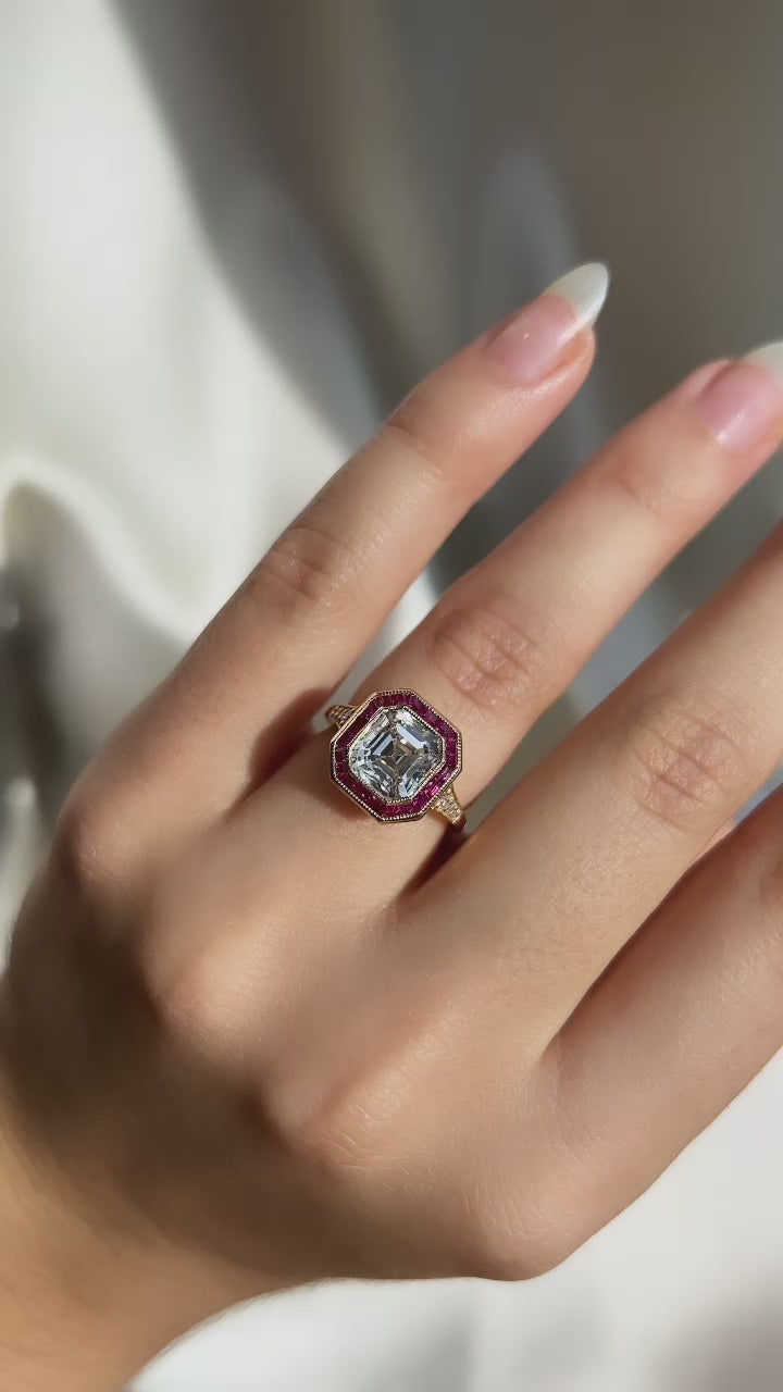 j-k-l color, si-i clarity diamond in yellow gold setting