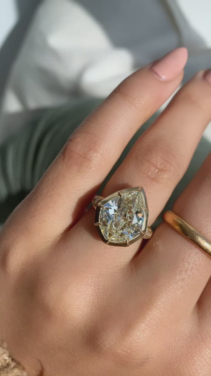 Marquise/Oval cut diamond Rings